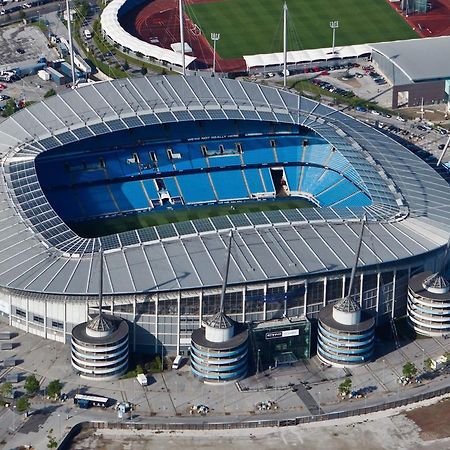The Manchester Stockport Luaran gambar
