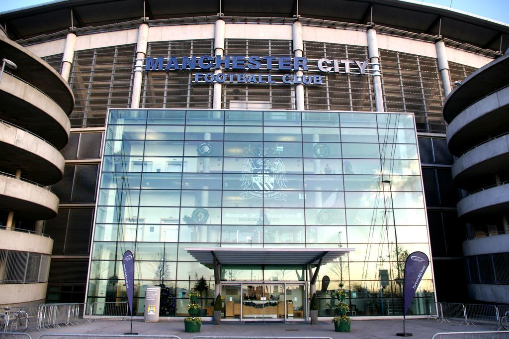 The Manchester Stockport Luaran gambar